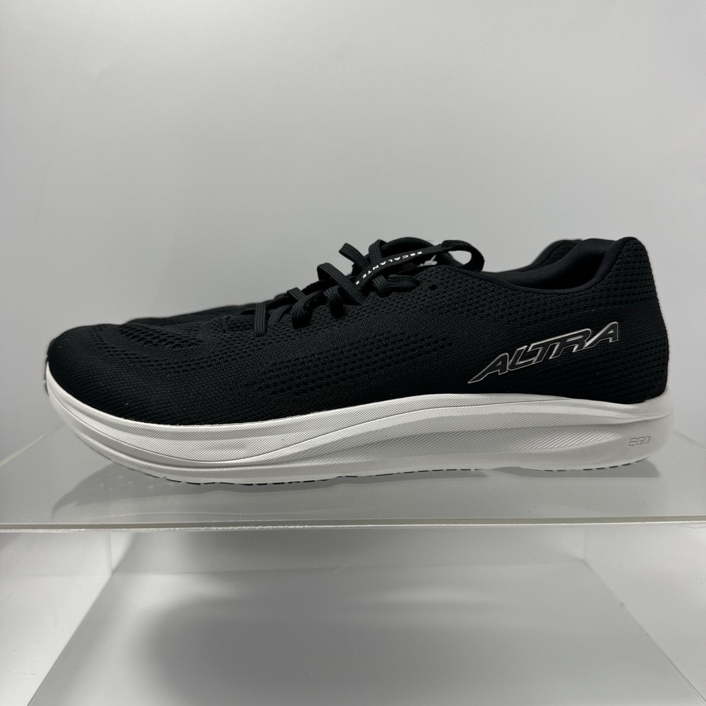 Brand New Altra Escalante 5 AL0A85T298K Black White Men's Size 10.5 Sample